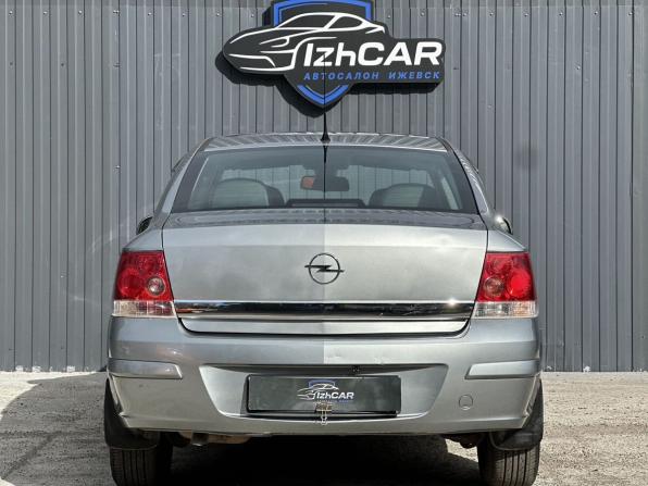 Opel Astra H Рестайлинг с пробегом 2013 года, цена 599 000 рублей, 232500 км, седан, Автокод Объявления