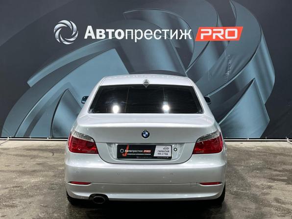 BMW 5 серии V (E60/E61) Рестайлинг с пробегом 2008 года, цена 899 000 рублей, 262182 км, седан, Автокод Объявления