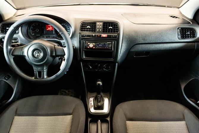 Volkswagen Polo V с пробегом 2011 года, цена 800 000 рублей, 221642 км, седан, Автокод Объявления