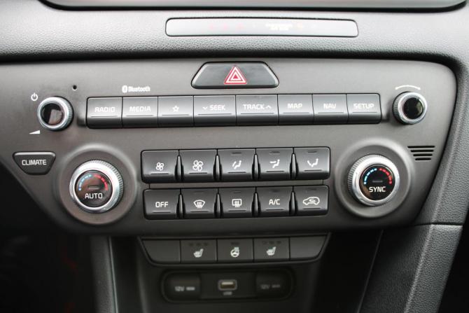 Kia Sportage IV Рестайлинг с пробегом 2020 года, цена 2 395 000 рублей, 79800 км, внедорожник, Автокод Объявления