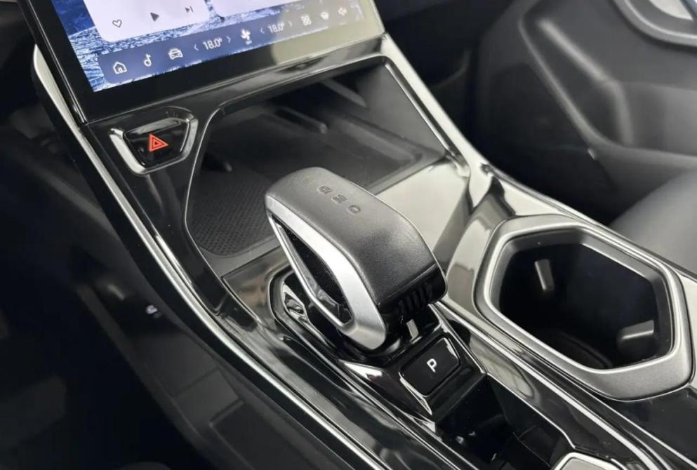 Geely Atlas II Киров  - изображение 22