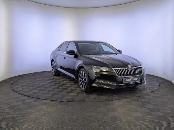Skoda Superb III Рестайлинг с пробегом 2024 года, цена 2 900 000 рублей, 66490 км, лифтбек, Автокод Объявления