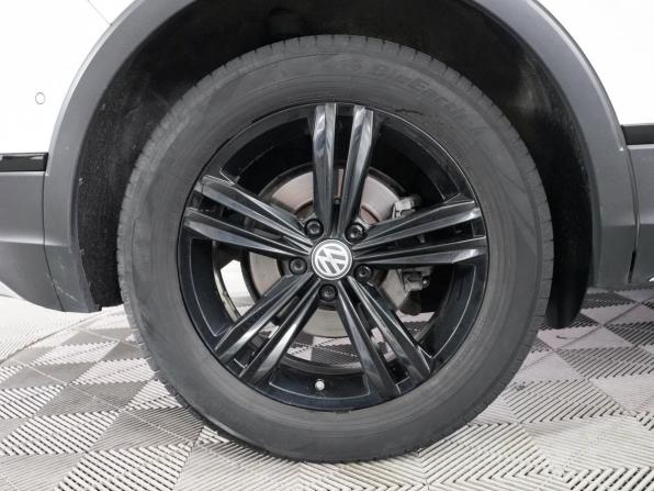 Volkswagen Tiguan II с пробегом 2019 года, цена 2 442 000 рублей, 156928 км, внедорожник, Автокод Объявления