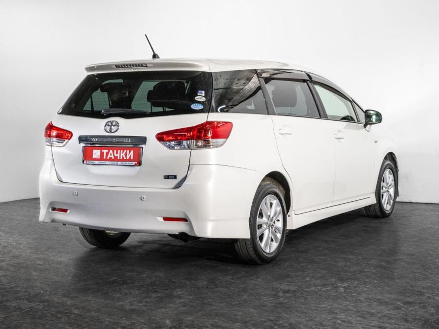 Toyota Wish II Рестайлинг Иркутск  - изображение 3