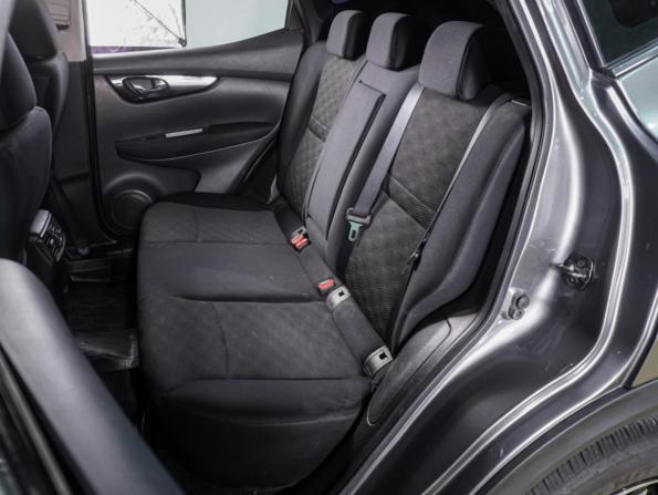 Nissan Qashqai II с пробегом 2018 года, цена 1 619 000 рублей, 116398 км, внедорожник, Автокод Объявления