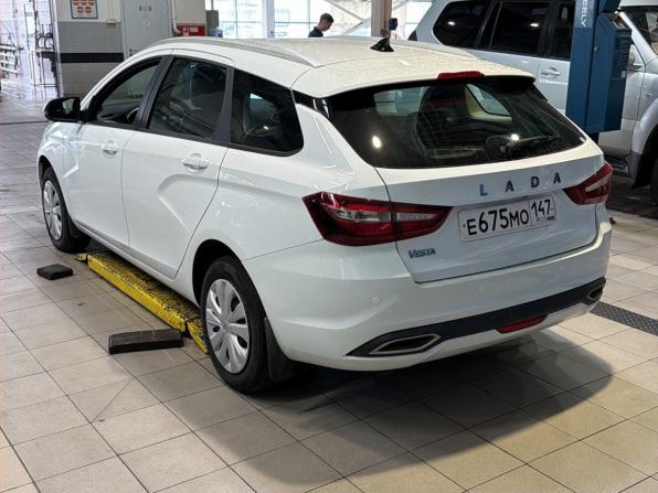 Lada (ВАЗ) Vesta I Рестайлинг (NG) с пробегом 2024 года, цена 1 425 000 рублей, 49126 км, универсал, Автокод Объявления