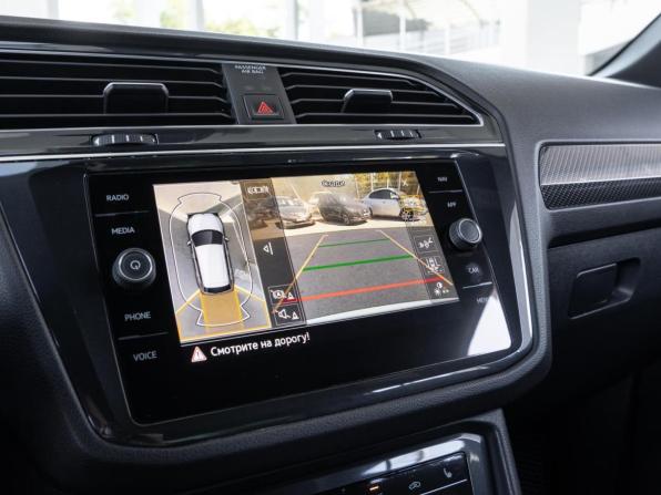 Volkswagen Tiguan II Рестайлинг с пробегом 2021 года, цена 3 900 000 рублей, 144808 км, внедорожник, Автокод Объявления