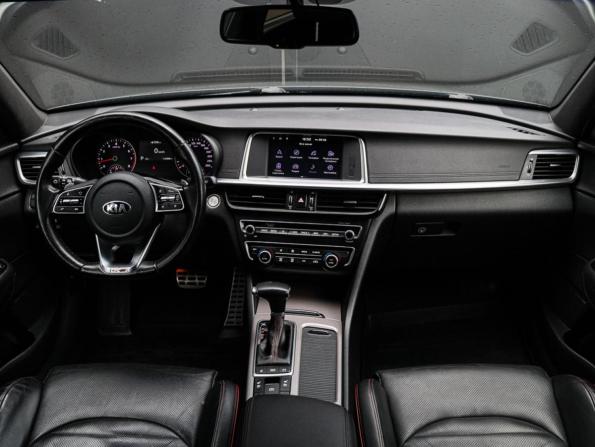 Kia Optima IV Рестайлинг с пробегом 2018 года, цена 1 990 000 рублей, 112996 км, седан, Автокод Объявления
