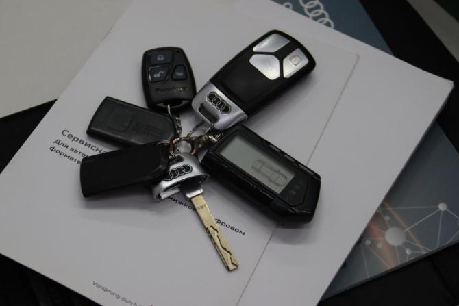 Audi Q5 II (FY) с пробегом 2017 года, цена 2 920 250 рублей, 183069 км, внедорожник, Автокод Объявления