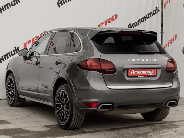 Porsche Cayenne II (958) с пробегом 2012 года, цена 2 100 000 рублей, 230911 км, внедорожник, Автокод Объявления
