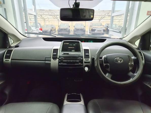 Toyota Prius II Рестайлинг (XW20) с пробегом 2007 года, цена 550 000 рублей, 450395 км, лифтбек, Автокод Объявления