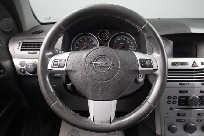 Opel Astra H Рестайлинг с пробегом 2010 года, цена 599 000 рублей, 205440 км, хэтчбек, Автокод Объявления