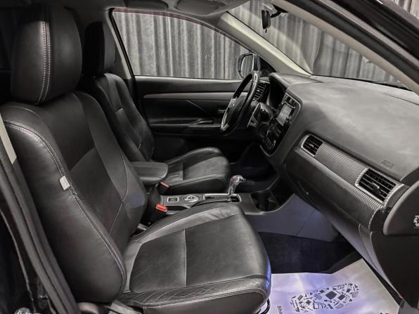 Mitsubishi Outlander III с пробегом 2012 года, цена 1 279 000 рублей, 257194 км, внедорожник, Автокод Объявления