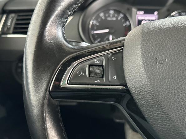 Skoda Octavia III (A7) с пробегом 2016 года, цена 1 350 000 рублей, 166991 км, лифтбек, Автокод Объявления