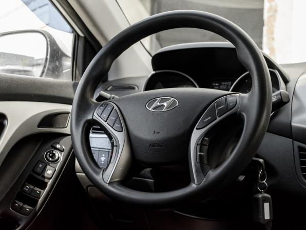 Hyundai Avante V с пробегом 2012 года, цена 895 000 рублей, 155015 км, седан, Автокод Объявления