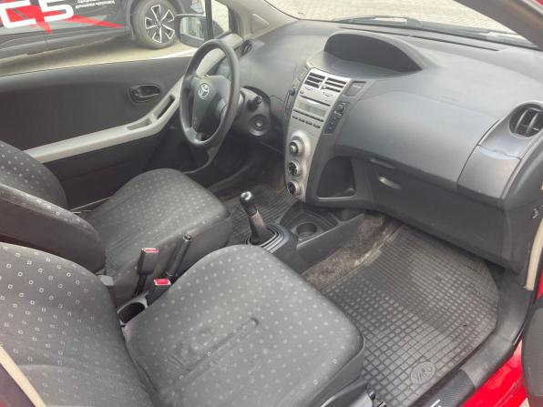 Toyota Yaris II с пробегом 2007 года, цена 388 000 рублей, 239982 км, хэтчбек, Автокод Объявления