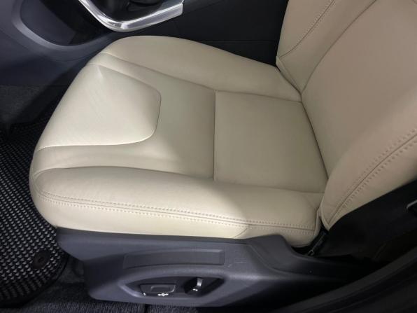 Volvo V60 I Рестайлинг с пробегом 2013 года, цена 1 470 000 рублей, 56474 км, универсал, Автокод Объявления