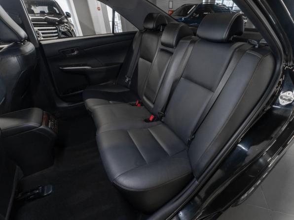 Toyota Camry VII (XV50) Рестайлинг 2 с пробегом 2017 года, цена 2 400 000 рублей, 98800 км, седан, Автокод Объявления