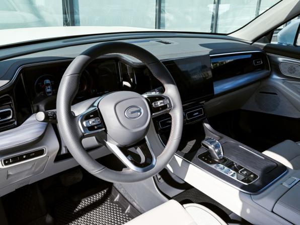 GAC GS8 II с пробегом 2023 года, цена 3 295 000 рублей, 40000 км, внедорожник, Автокод Объявления