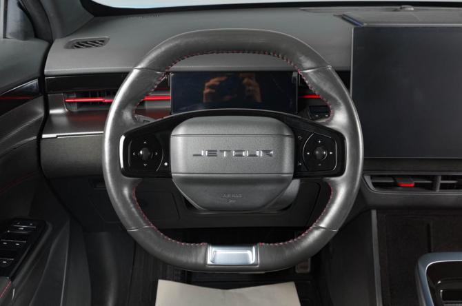 JETOUR DASHING I с пробегом 2023 года, цена 2 059 000 рублей, 47150 км, внедорожник, Автокод Объявления