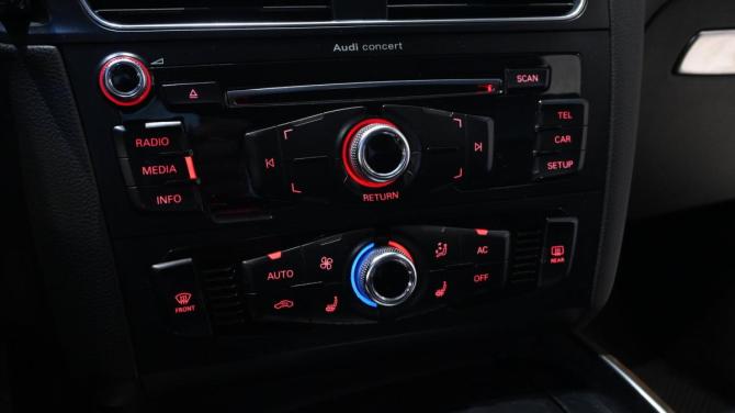 Audi Q5 I (8R) Рестайлинг с пробегом 2013 года, цена 1 560 000 рублей, 264344 км, внедорожник, Автокод Объявления