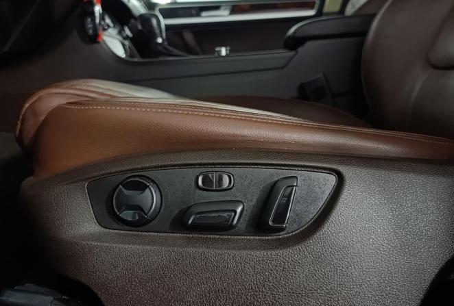 Volkswagen Touareg II с пробегом 2011 года, цена 1 850 000 рублей, 231295 км, внедорожник, Автокод Объявления
