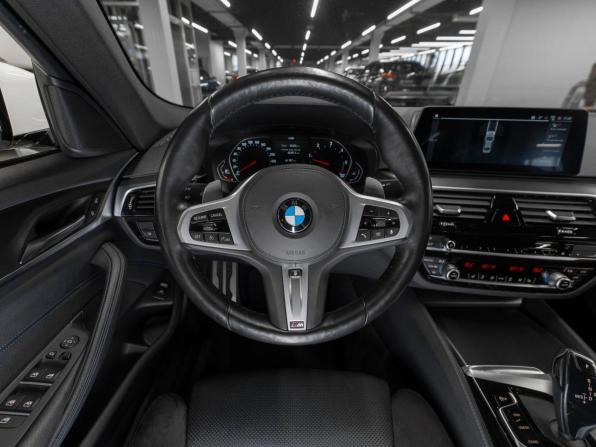 BMW 5 серии VII (G30/G31/G38) Рестайлинг с пробегом 2020 года, цена 4 940 000 рублей, 40357 км, седан, Автокод Объявления