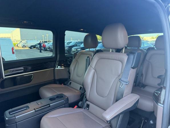 Mercedes-Benz V-Класс III (W447) Рестайлинг с пробегом 2021 года, цена 8 890 000 рублей, 22000 км, минивэн, Автокод Объявления