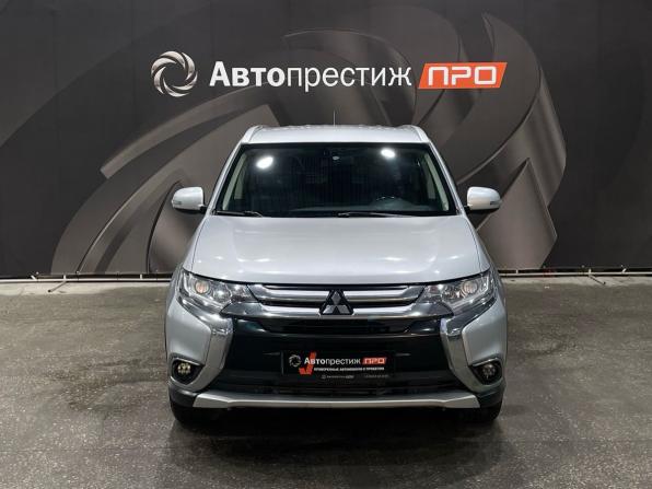 Mitsubishi Outlander III Рестайлинг 2 с пробегом 2015 года, цена 1 450 000 рублей, 251184 км, внедорожник, Автокод Объявления