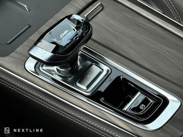 Новый Geely Xingyue L I Рестайлинг 2 2026 года, цена 4 090 000 рублей, внедорожник, Автокод Объявления