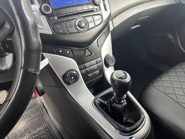 Chevrolet Cruze I Рестайлинг с пробегом 2014 года, цена 810 000 рублей, 187705 км, хэтчбек, Автокод Объявления