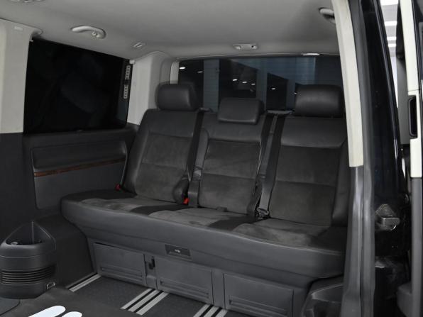 Volkswagen Multivan T5 Рестайлинг с пробегом 2011 года, цена 1 599 000 рублей, 155000 км, минивэн, Автокод Объявления