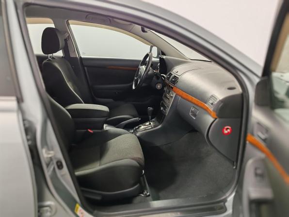 Toyota Avensis II Рестайлинг с пробегом 2007 года, цена 985 000 рублей, 124201 км, седан, Автокод Объявления
