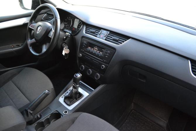 Skoda Octavia III (A7) с пробегом 2014 года, цена 890 000 рублей, 216250 км, лифтбек, Автокод Объявления