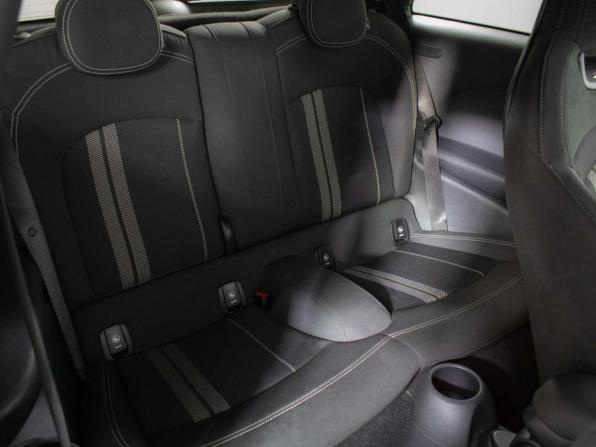 Mini Hatch III (F55/F56) Рестайлинг с пробегом 2020 года, цена 2 770 000 рублей, 66950 км, хэтчбек, Автокод Объявления