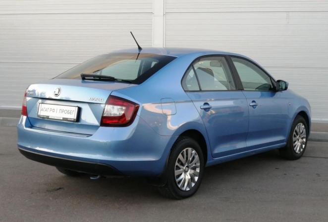 Skoda Rapid I с пробегом 2015 года, цена 1 040 000 рублей, 196948 км, лифтбек, Автокод Объявления