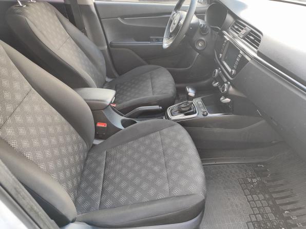 Kia Rio IV с пробегом 2018 года, цена 1 349 000 рублей, 179305 км, хэтчбек, Автокод Объявления