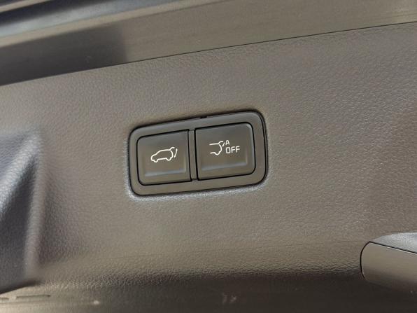 Kia Carnival IV с пробегом 2021 года, цена 3 850 000 рублей, 77165 км, минивэн, Автокод Объявления