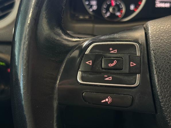 Volkswagen Tiguan I Рестайлинг с пробегом 2014 года, цена 1 235 000 рублей, 209641 км, внедорожник, Автокод Объявления