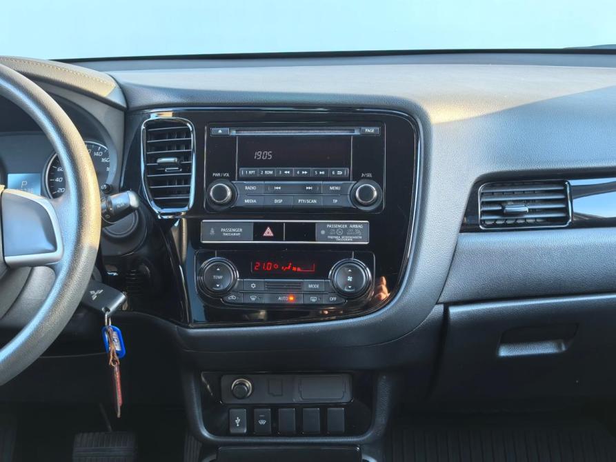 Mitsubishi Outlander III Рестайлинг 3 Санкт-Петербург  - изображение 12