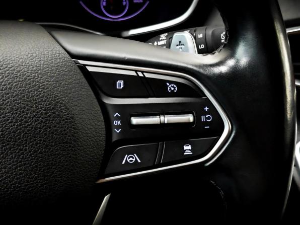 Hyundai Santa Fe IV Рестайлинг с пробегом 2020 года, цена 3 355 000 рублей, 81997 км, внедорожник, Автокод Объявления