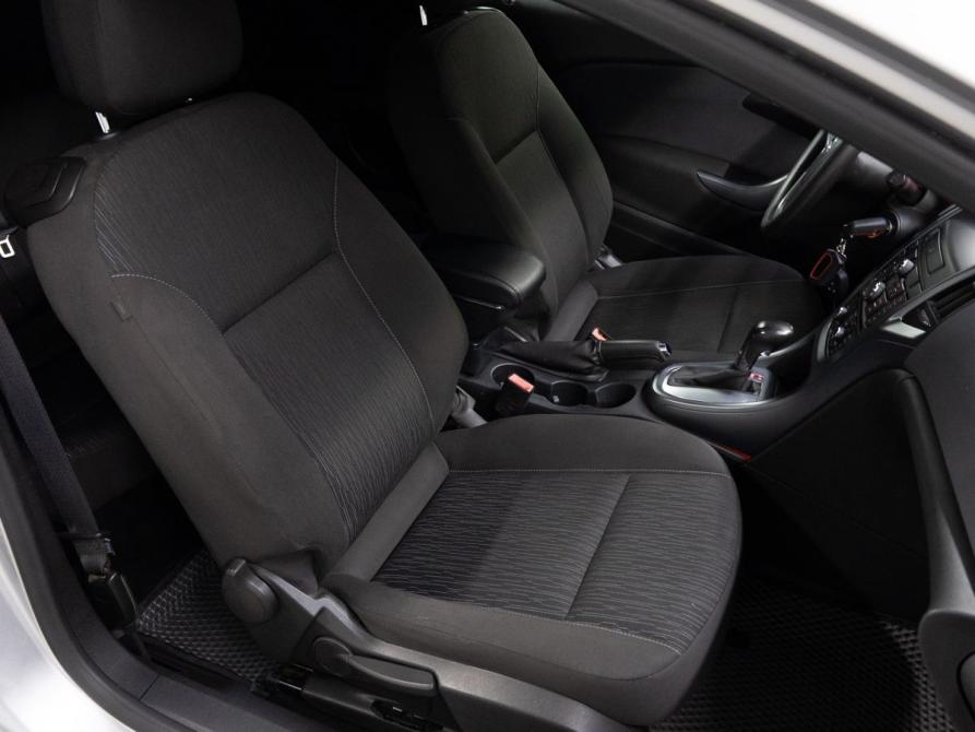 Opel Astra J Рестайлинг Тюмень  - изображение 17