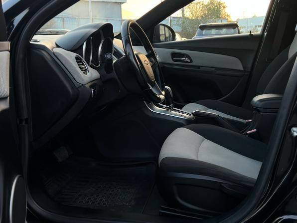 Chevrolet Cruze I Рестайлинг с пробегом 2013 года, цена 799 000 рублей, 123373 км, хэтчбек, Автокод Объявления