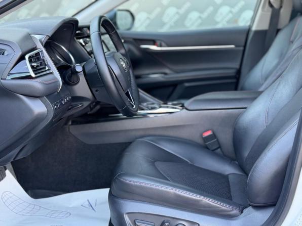 Toyota Camry VIII (XV70) с пробегом 2020 года, цена 2 980 000 рублей, 65000 км, седан, Автокод Объявления
