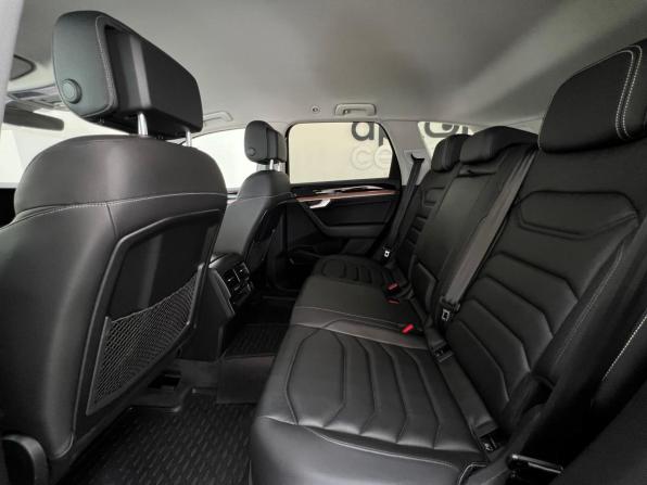 Volkswagen Touareg III с пробегом 2018 года, цена 3 565 000 рублей, 216880 км, внедорожник, Автокод Объявления