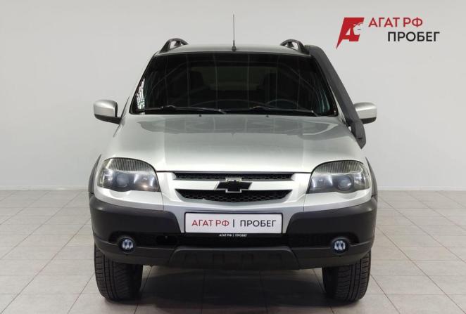 Chevrolet Niva I Рестайлинг с пробегом 2017 года, цена 850 000 рублей, 93667 км, внедорожник, Автокод Объявления