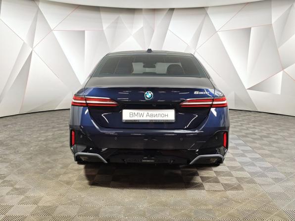 BMW 5 серии VIII (G60/G61/G68) с пробегом 2025 года, цена 8 800 000 рублей, 263 км, седан, Автокод Объявления