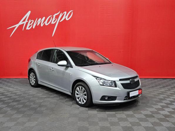 Chevrolet Cruze I Рестайлинг с пробегом 2012 года, цена 749 000 рублей, 128233 км, хэтчбек, Автокод Объявления