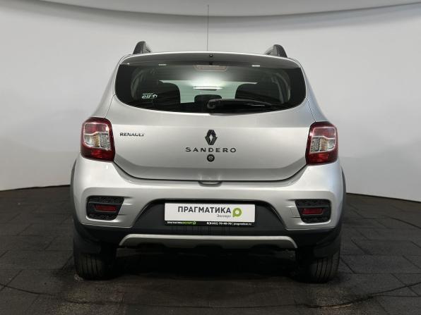 Renault Sandero II с пробегом 2018 года, цена 1 229 900 рублей, 57904 км, хэтчбек, Автокод Объявления