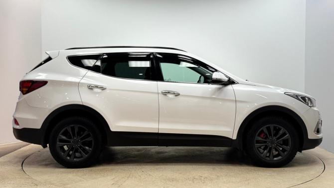 Hyundai Santa Fe III Рестайлинг с пробегом 2017 года, цена 1 899 500 рублей, 197358 км, внедорожник, Автокод Объявления